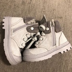 ✨SOLD✨Palladium Boots